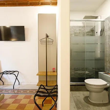 Erreggi Luxury Bed & Breakfast 4*