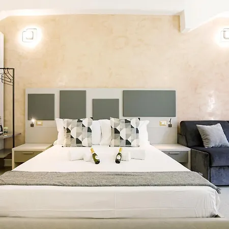 Erreggi Luxury 4* Řím