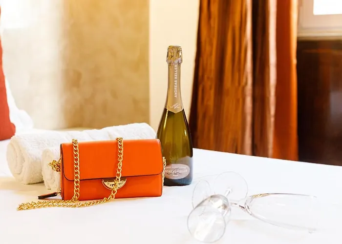 Erreggi Luxury Bed & Breakfast 4*