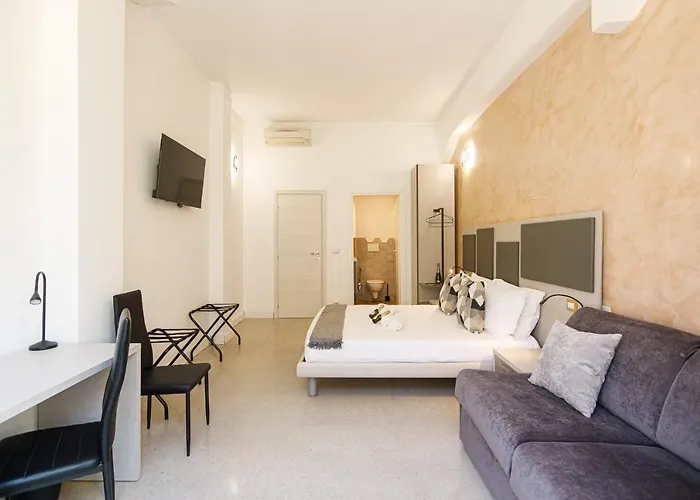 Erreggi Luxury 4* Roma